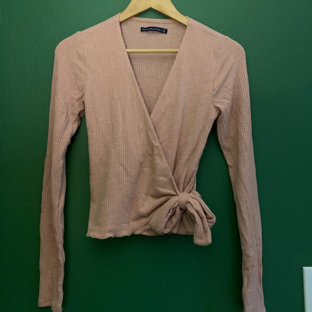 Abercrombie ribbed tie top